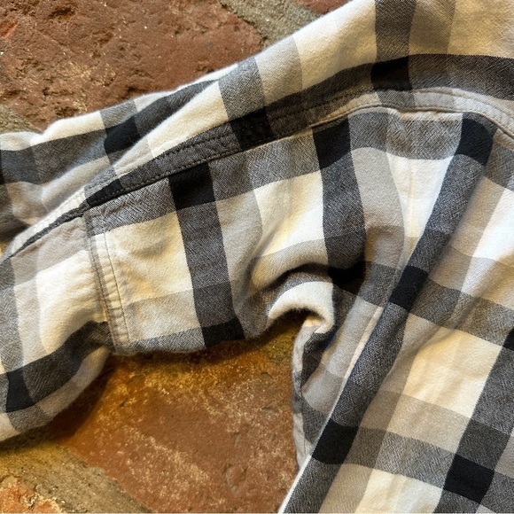 Patagonia Double Weave Woven size 4 button down Feather Grey shirt - Picture 13 of 15